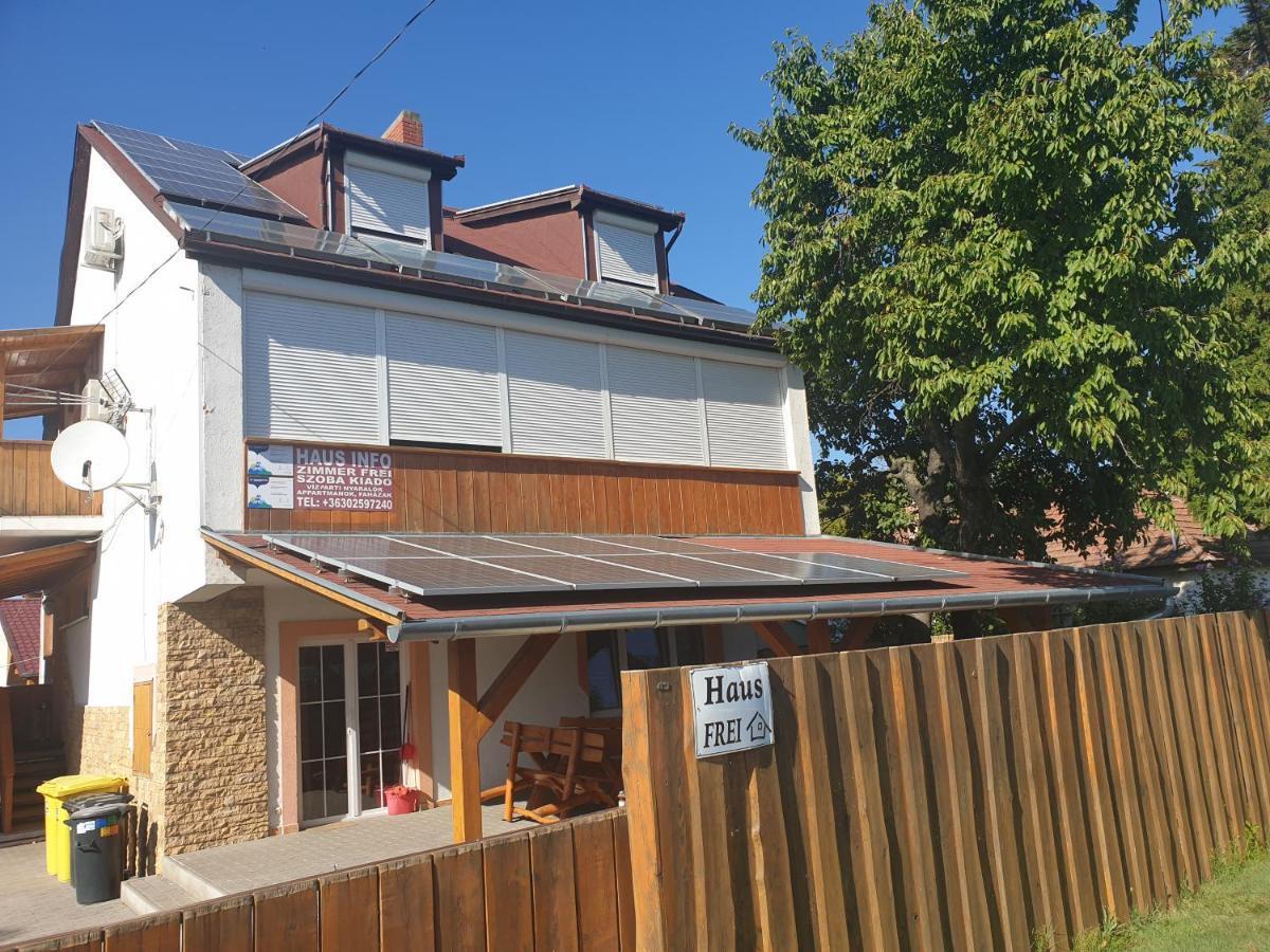 Famvarga Apartmanház Balatonfenyves Esterno foto