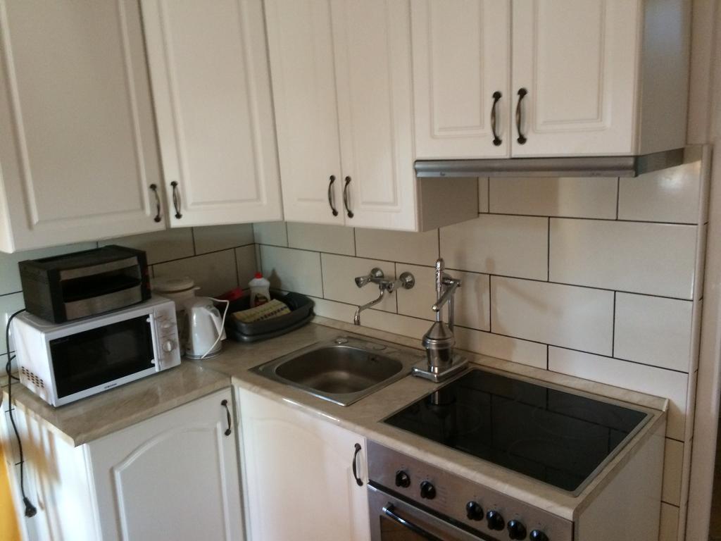 Famvarga Apartmanház Balatonfenyves Esterno foto